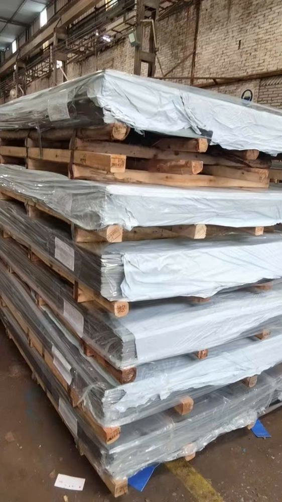 Slitting and cutting