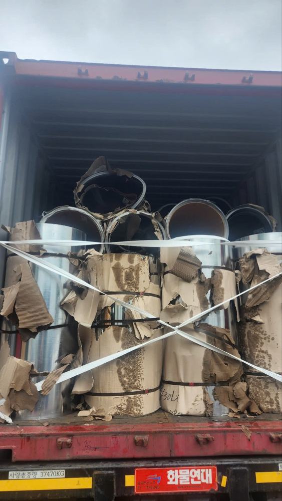 Container stuffing – Inox Ngoc Trang